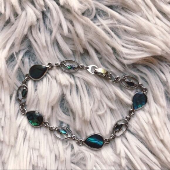 Vintage Y2K Dolphin Bracelet - Picture 5 of 5